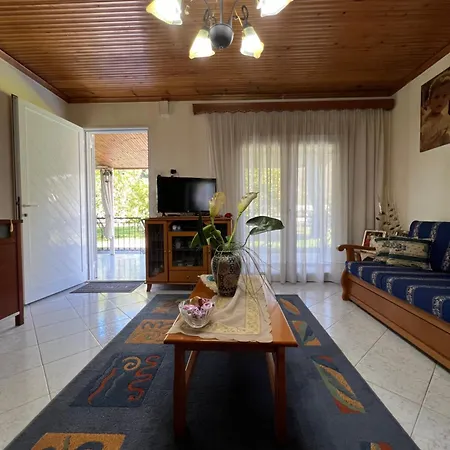 Lina's Holiday home