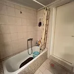 בית נופש Lina's סטאברוס